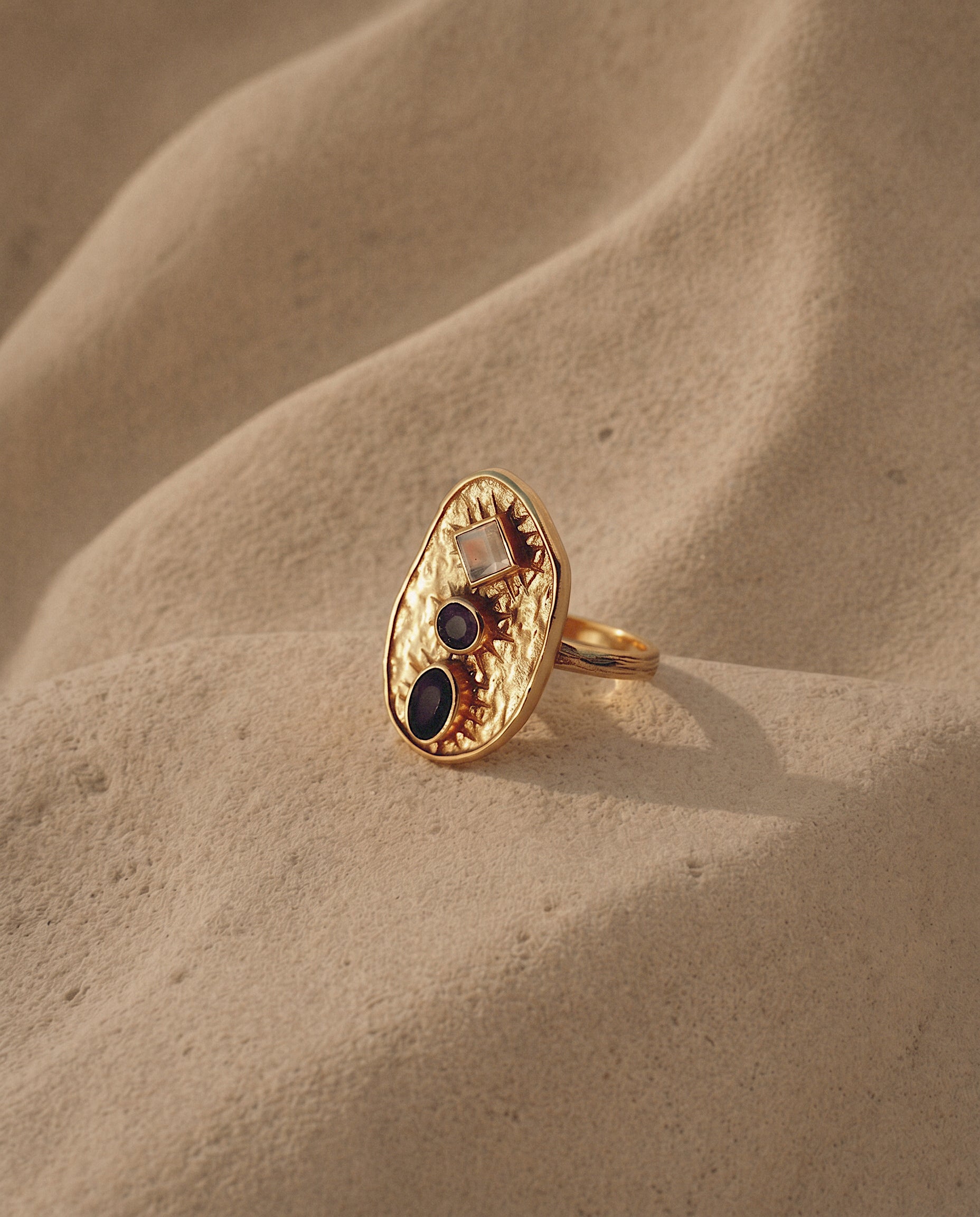 Anillo Galet — L'île Studio